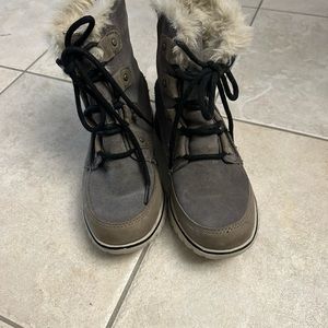 Sorel snow boots